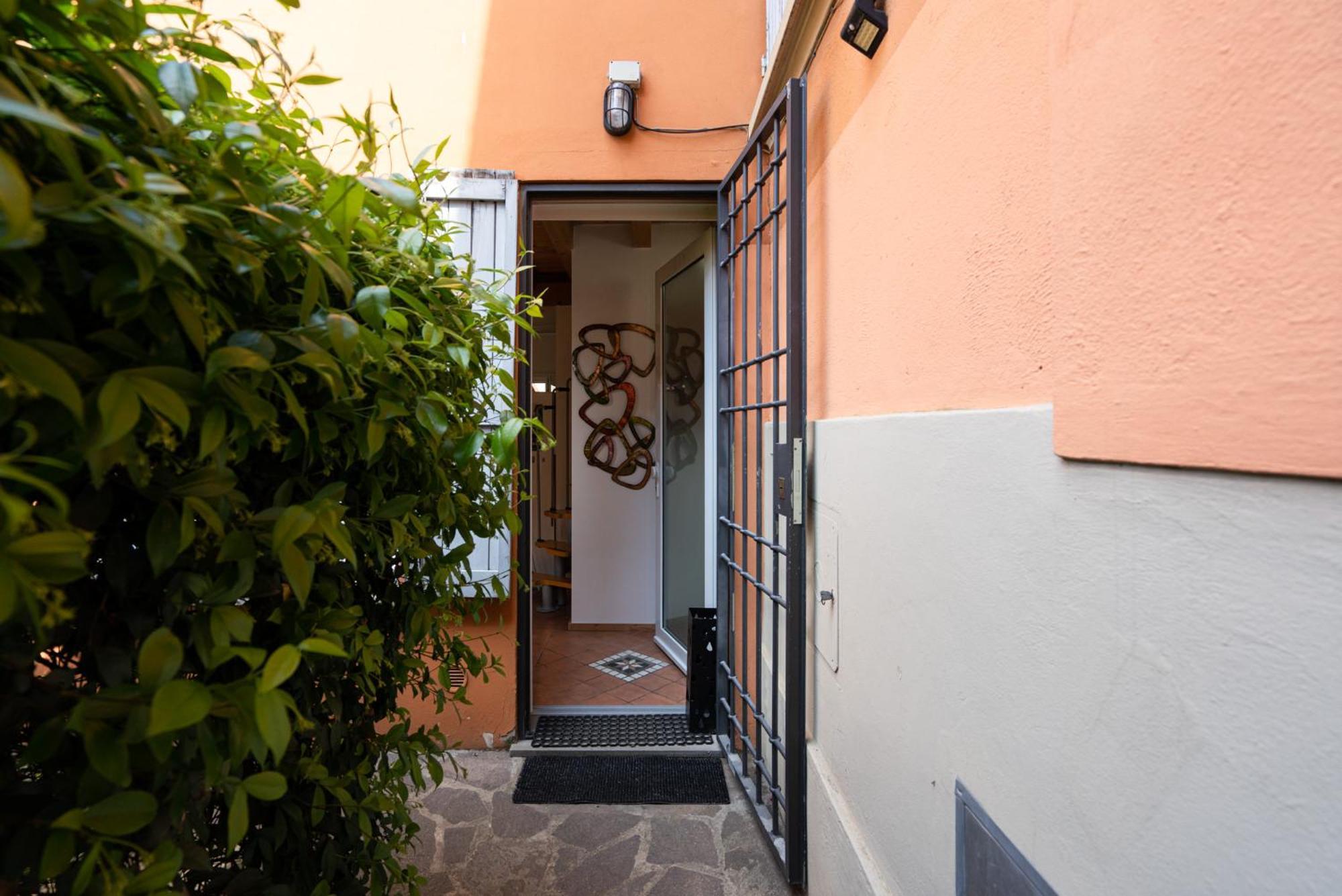 Authentic Bologna Relax: 10 Minutes From The Heart Of Town Apartamento Exterior foto
